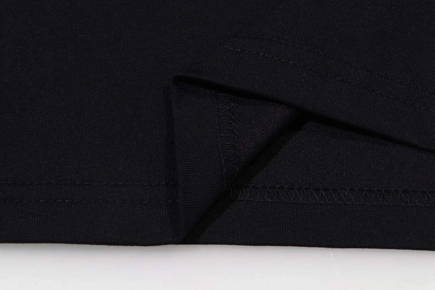 Arc’teryx ARC 23SS T 60 ， g 。 Breathable， ， ， 。 logo ， 。 ， 。 ， ， ， ， 。 Size:XS-L